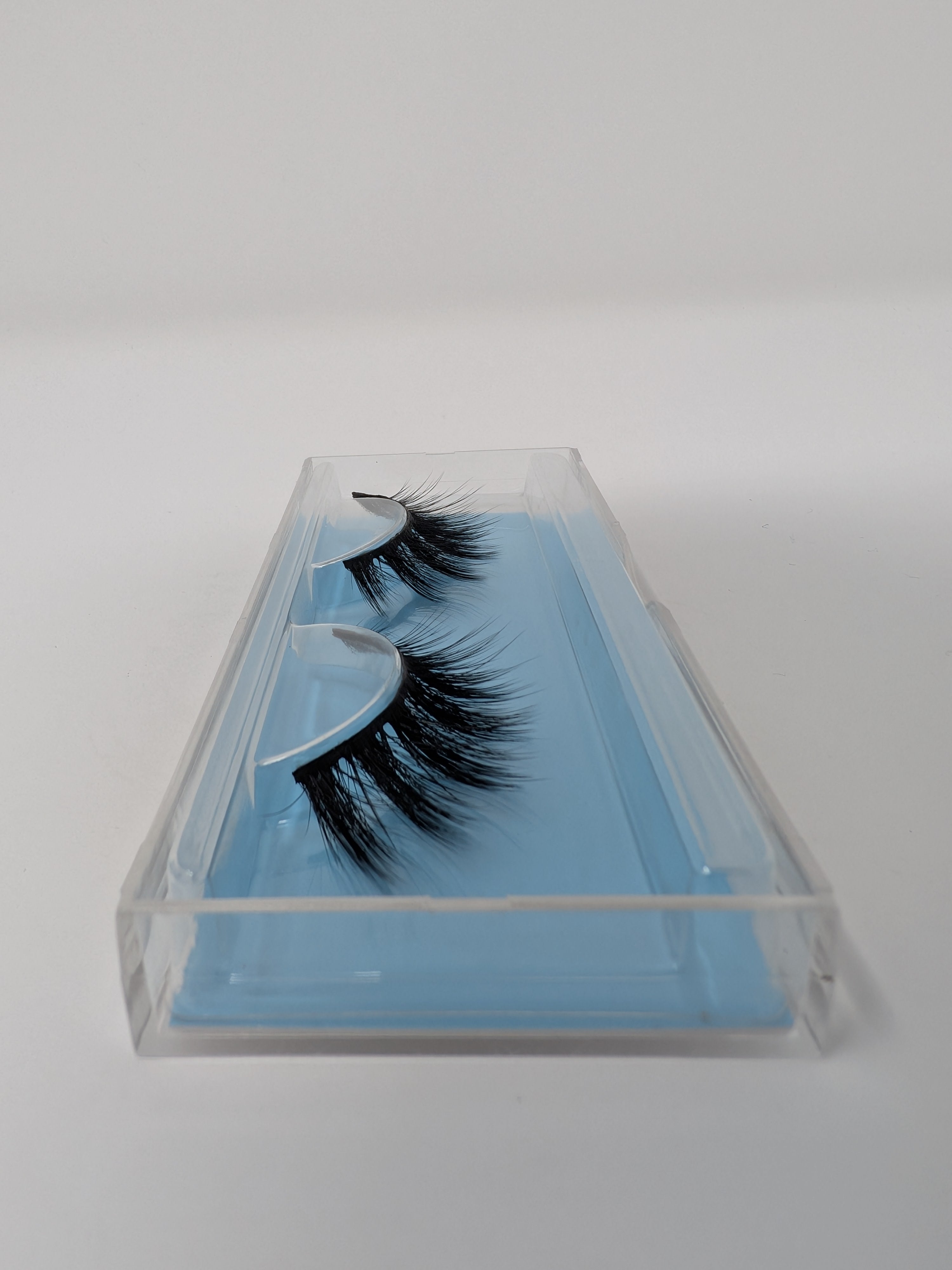 Awakiin Premium 4D Cashmere Lashes City