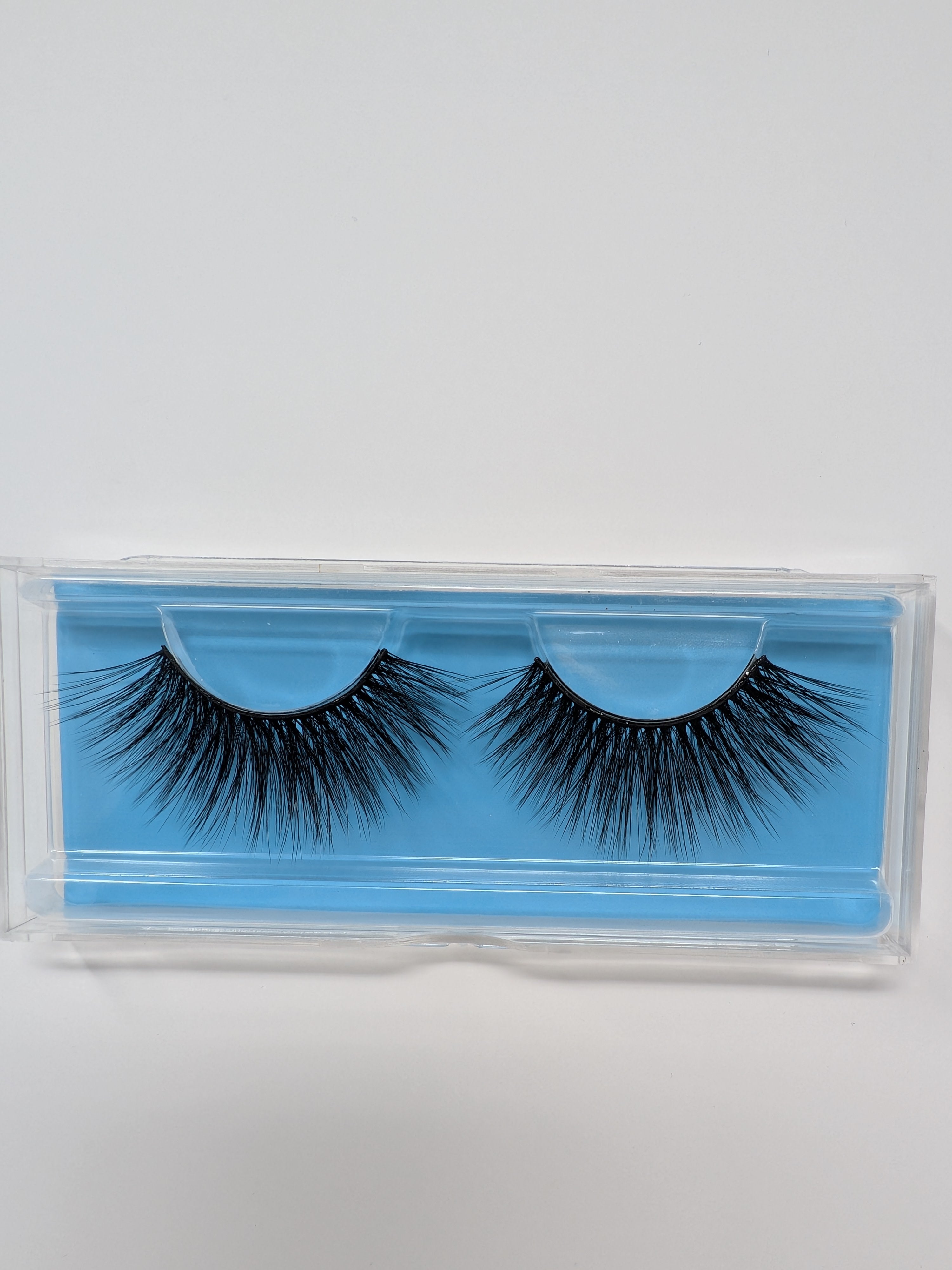 Awakiin Premium 4D Cashmere Lashes Insta