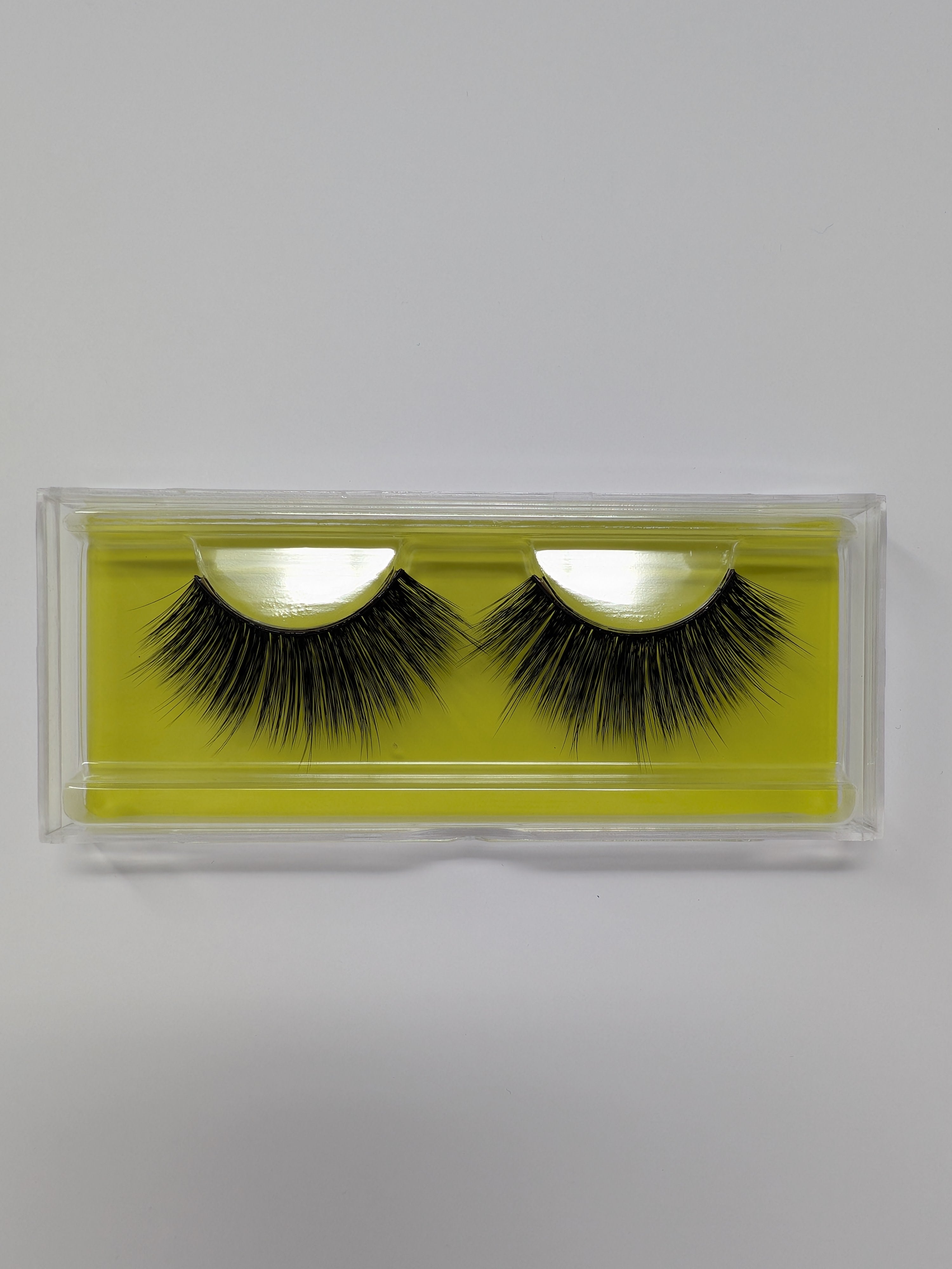 Awakiin Premium 4D Cashmere Lashes Glamour