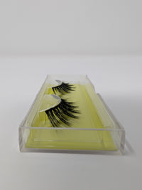 Awakiin Premium 4D Cashmere Lashes Sassy