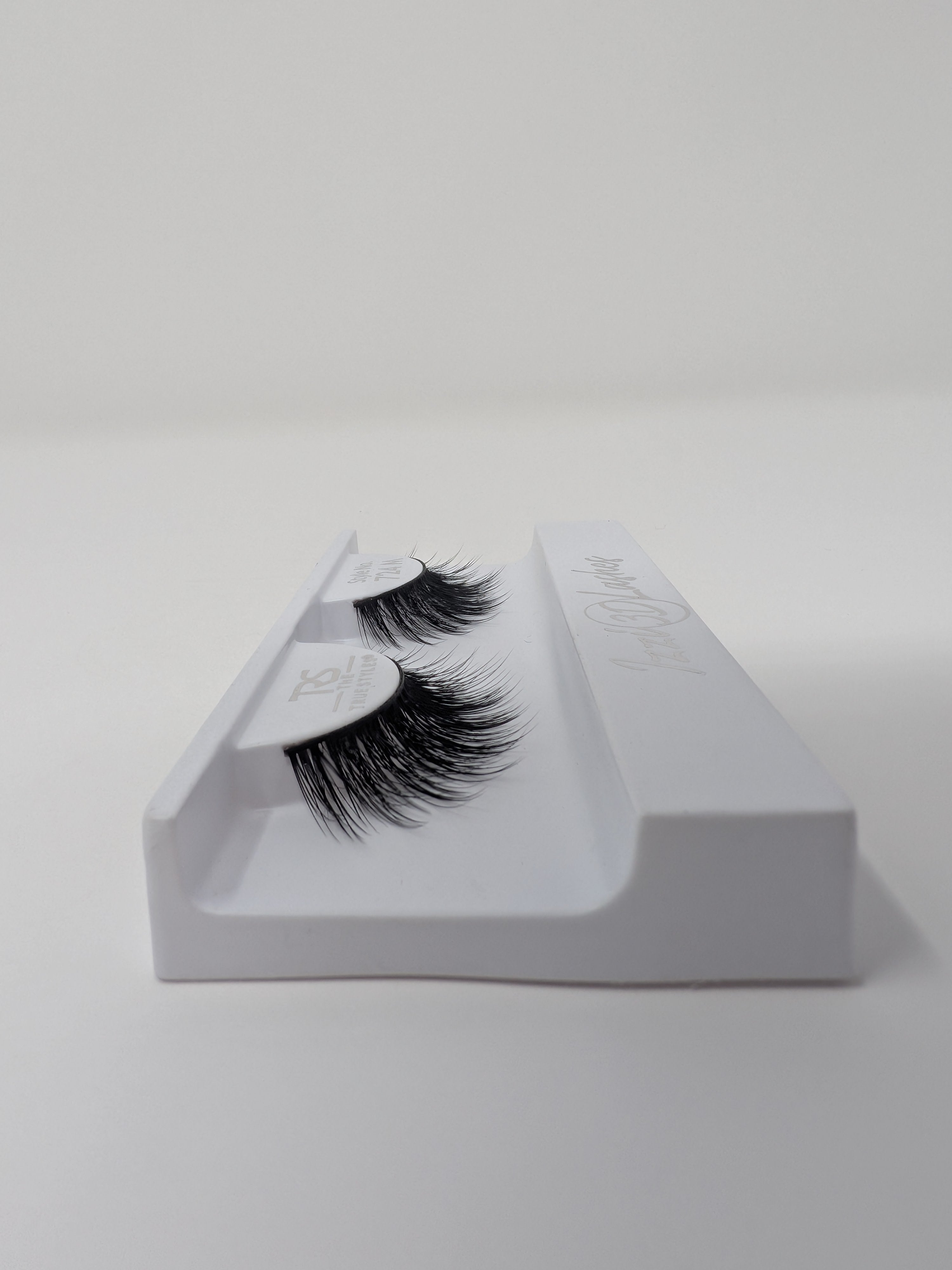 TRS Izzi 3D Luxury Lashes (721M - 730M)